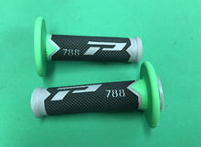 Load image into Gallery viewer, Handlebar Grips - ProGrip 788